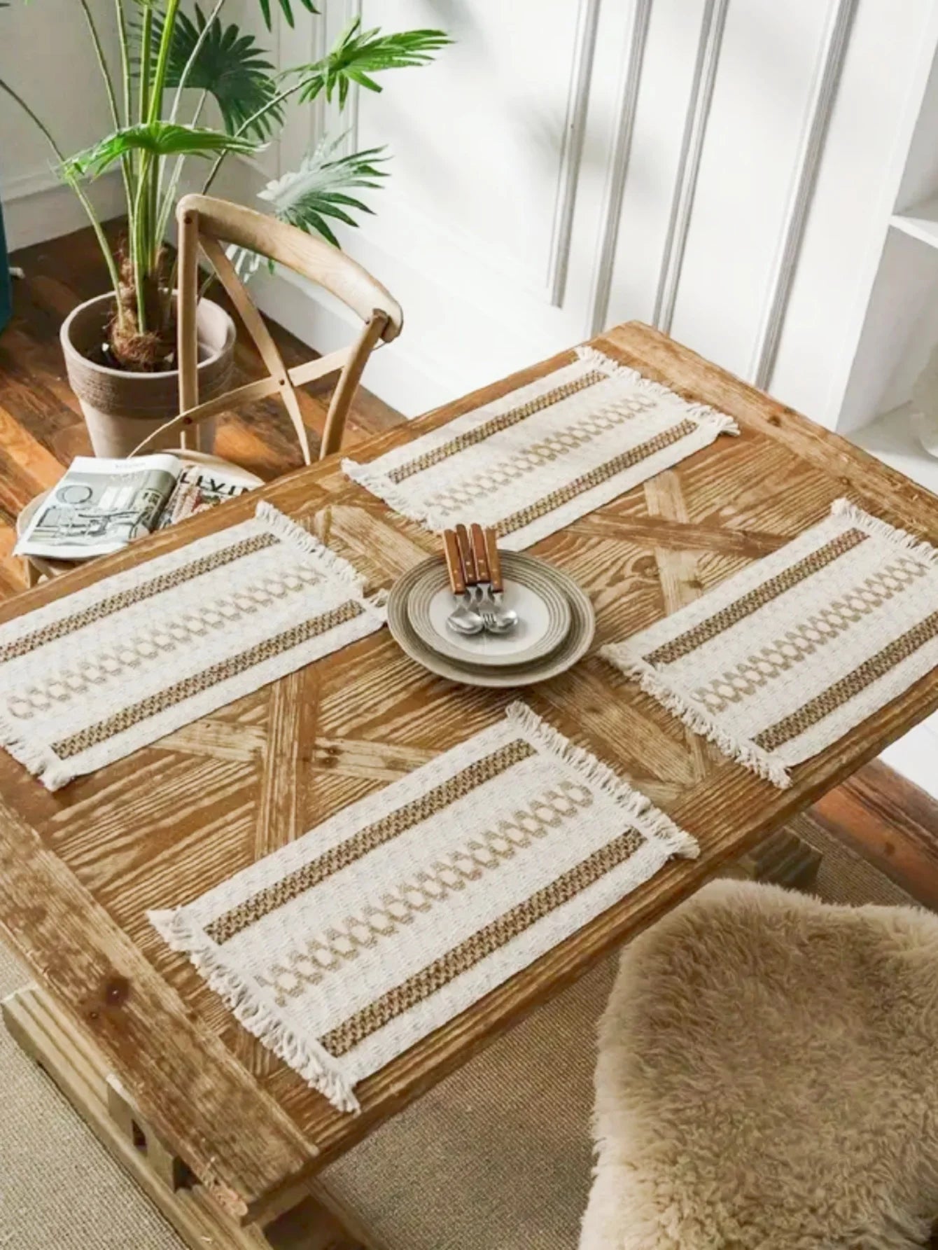 Molly Macrame Table Runner