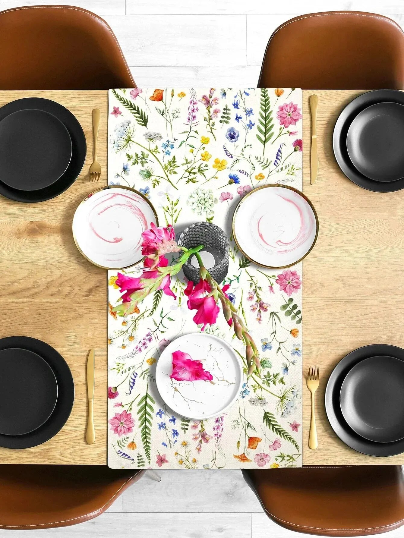 Bloom Flowers Table Runner