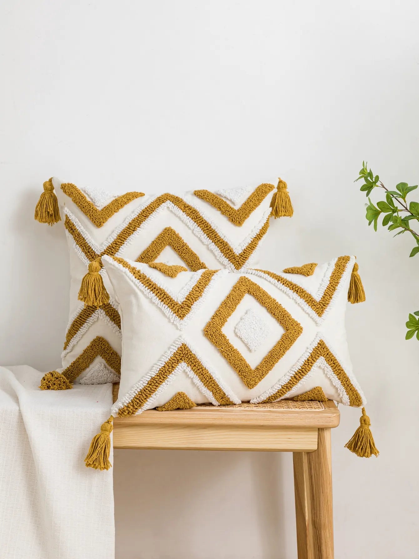 Geometric Diamond Pillow Cover